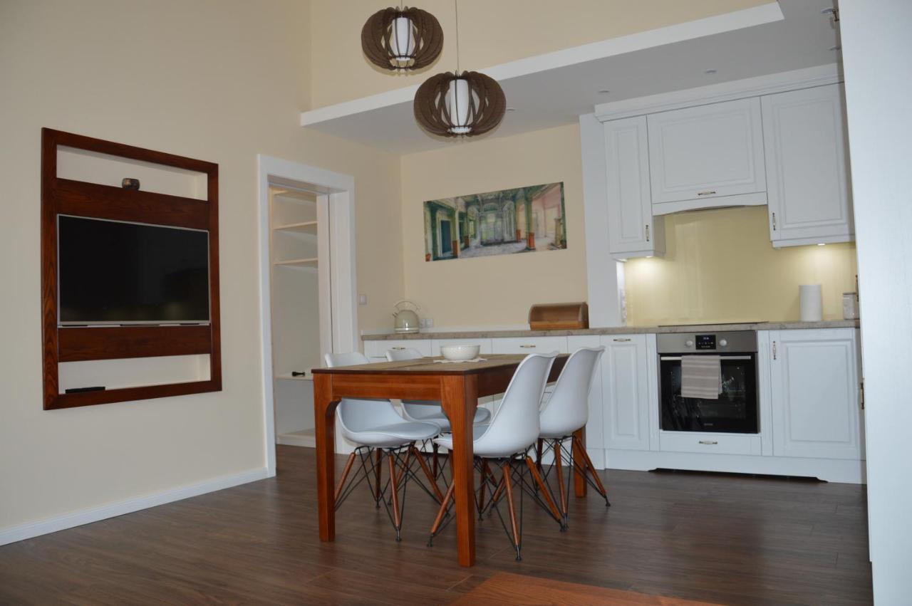 M2-Apartment Szombathely Eksteriør bilde
